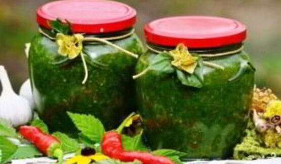 аджика из петрушки