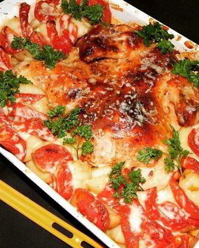 Курица в аджике с овощами