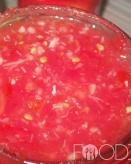 Рецепт сырой аджики с хреном