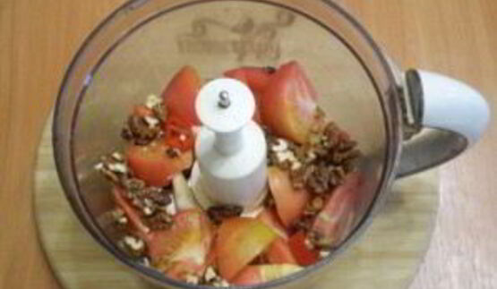 сыроедческая аджика