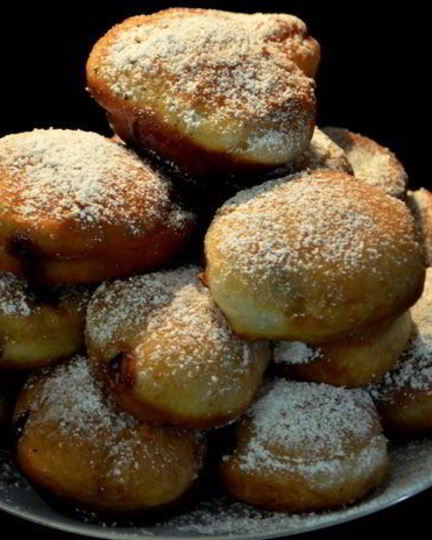 Рецепт донатов с малиновым джемом