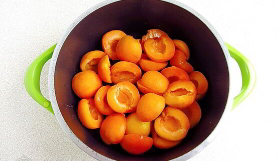 джем из абрикосов в яблочном соке