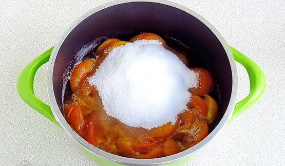 джем из абрикосов в яблочном соке