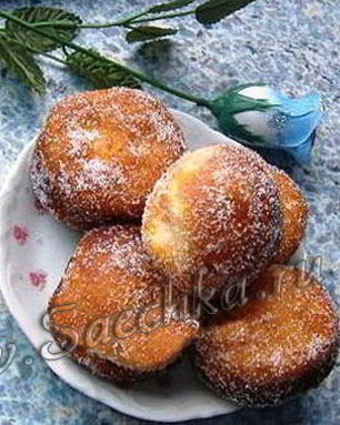 Пончики с джемом Berliner