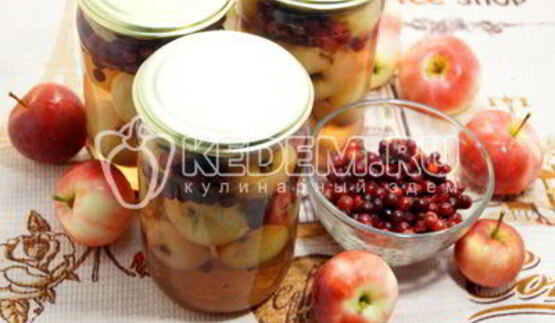 компот из брусники с яблоками