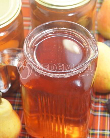 Рецепт компота из груш и слив на зиму