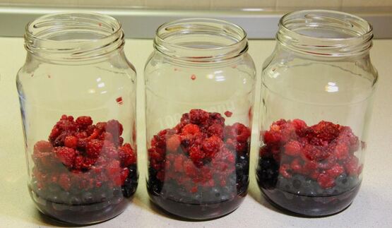 компот из ирги и малины на зиму