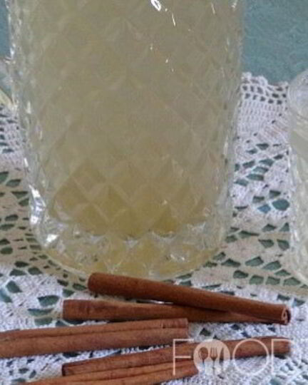 Рецепт компота из ревеня и яблок