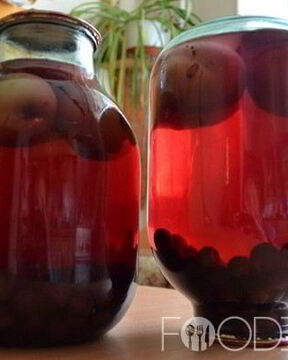 Компот из винограда с яблоками