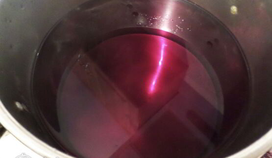 вишневый компот с черной смородиной на зиму