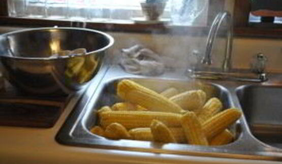 консервированная кукуруза в початках на зиму