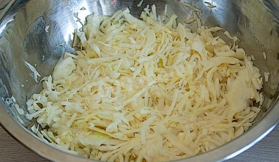 квашеная капуста с луком на зиму