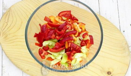 лечо из перца, помидоров и лука