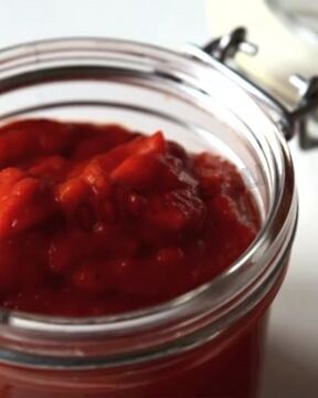 Лютеница по-болгарски на зиму