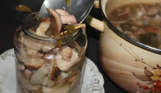 маринованные маслята