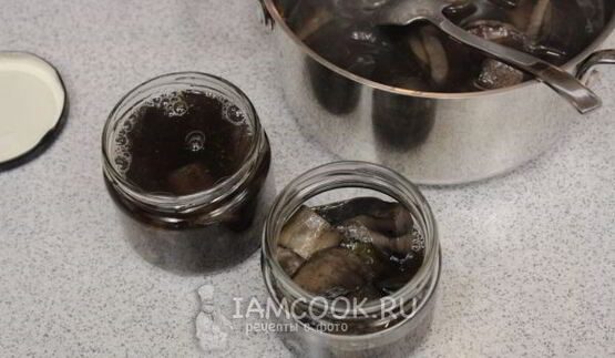 маринованные подосиновики