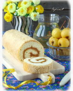 Рулет с яблочным повидлом