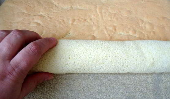 рулет с яблочным повидлом