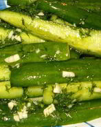 Хрустящие малосольные огурцы