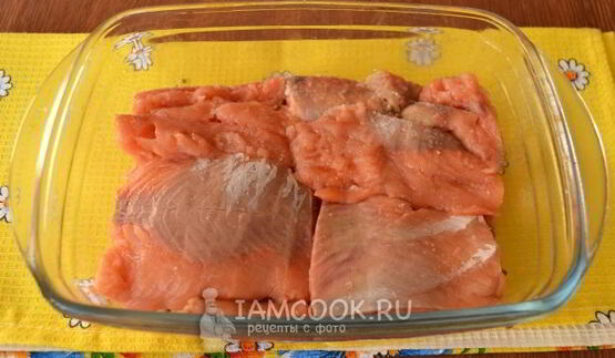 малосольный лосось с кориандром сухого посола