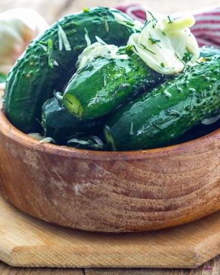 Рецепт малосольных огурцов с чесноком