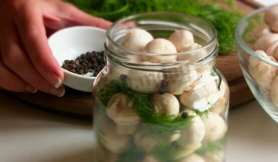 малосольные шампиньоны