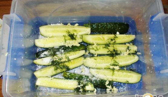 огурцы малосольные