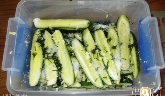 огурцы малосольные