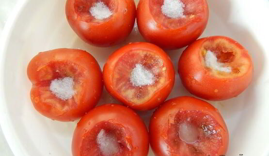 помидоры малосольные с чесноком