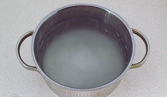 сало в луковой шелухе в мультиварке