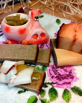 Сало в луковом рассоле