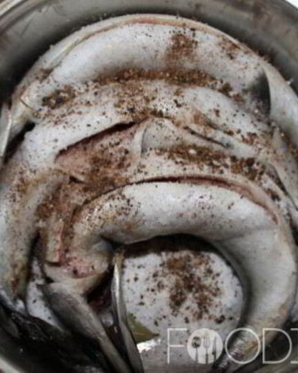 Рецепт соленой скумбрии в рассоле