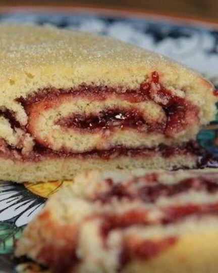 Рецепт рулета с вареньем простой