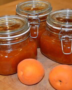 Варенье абрикосовое