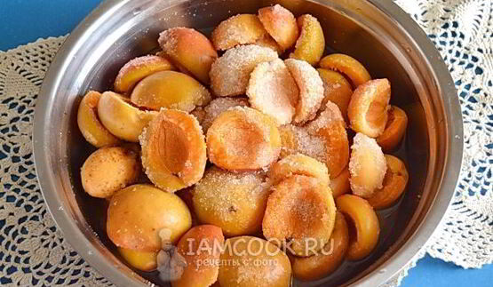варенье из абрикосов дольками