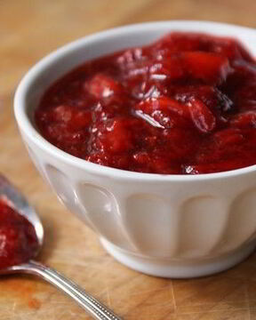 Варенье из клубники на сковороде