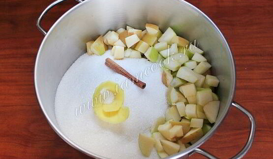 варенье из яблок с корицей