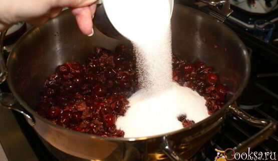 вишневое варенье с косточками на зиму