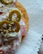 Брускетта с рыбой и томатами черри