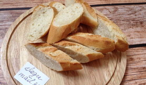 брускетта с яблоком и бананом