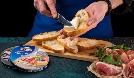 итальянская брускетта с прошутто