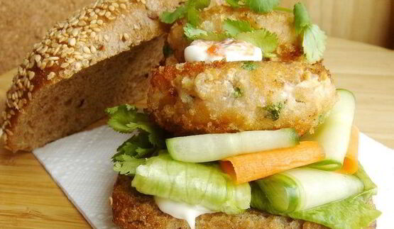 азиатские рыбные бургеры