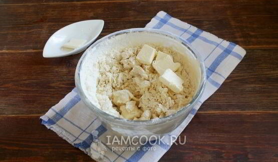 дрожжевые булочки с кунжутом для домашних бургеров