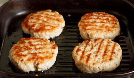 фишбургеры с соусом тартар