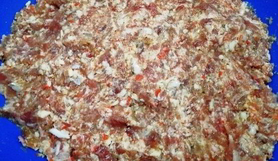 розовый бургер с нежнейшей котлетой