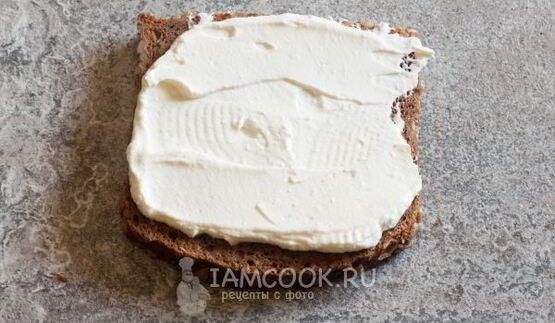 бутерброды с зеленым луком