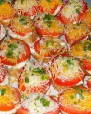 Горячие бутерброды с помидором сыром и чесноком la tartine