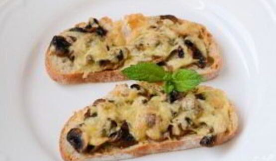 запеченные бутерброды с грибами