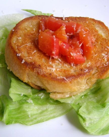 Рецепт жареных бутербродов с помидорами и сыром