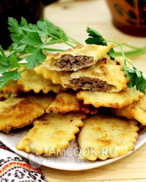 Чебуреки из заварного теста